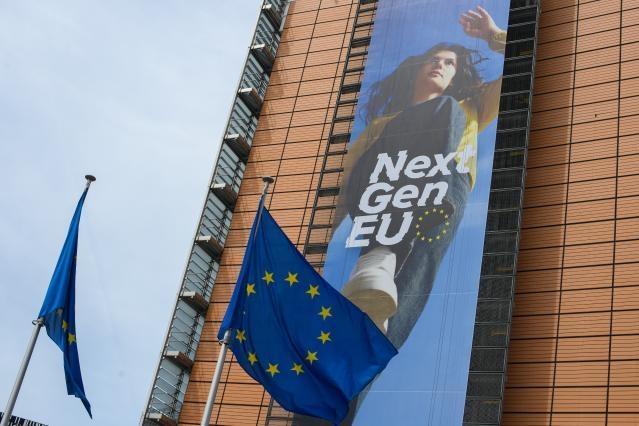 NextGenEU + zászlók