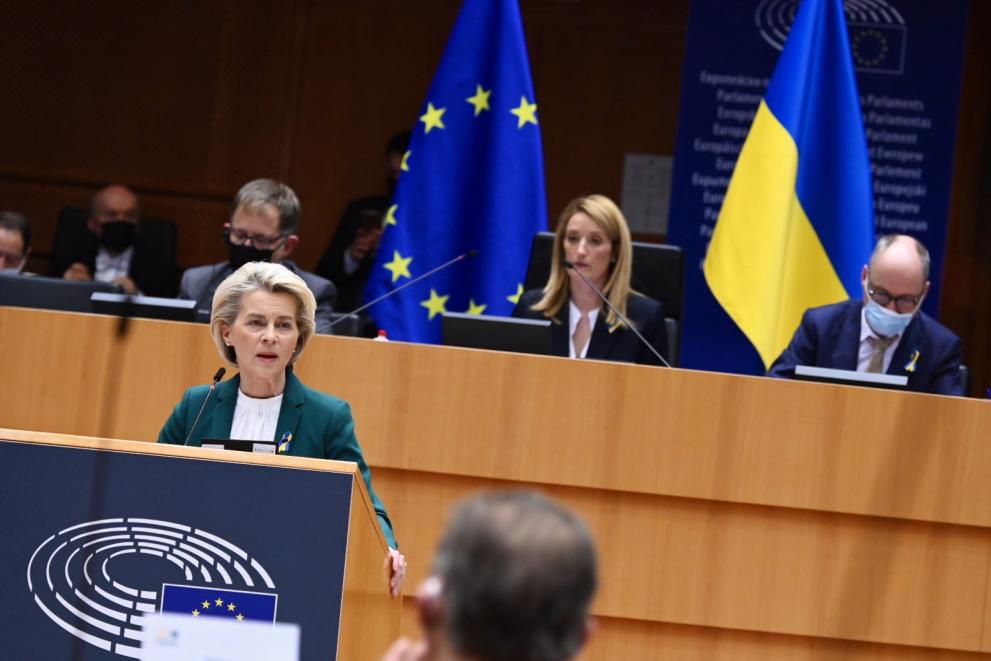 von der Leyen elnök beszédet mond az Európai Parlamentben